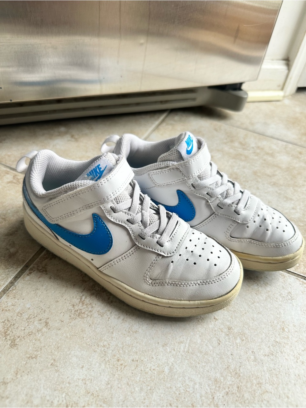 Nike Court Borough Low Top Kids Size 1Y White Blue Sneakers